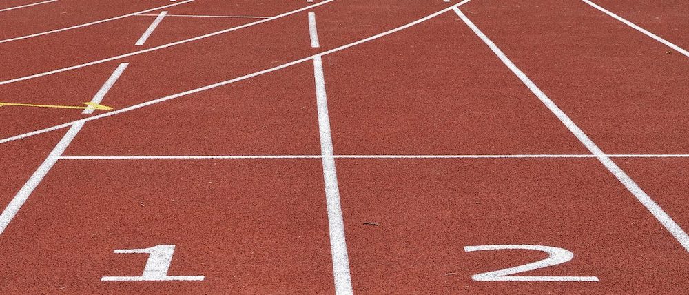 tartan-track-g040e88f75_1920-1170x501